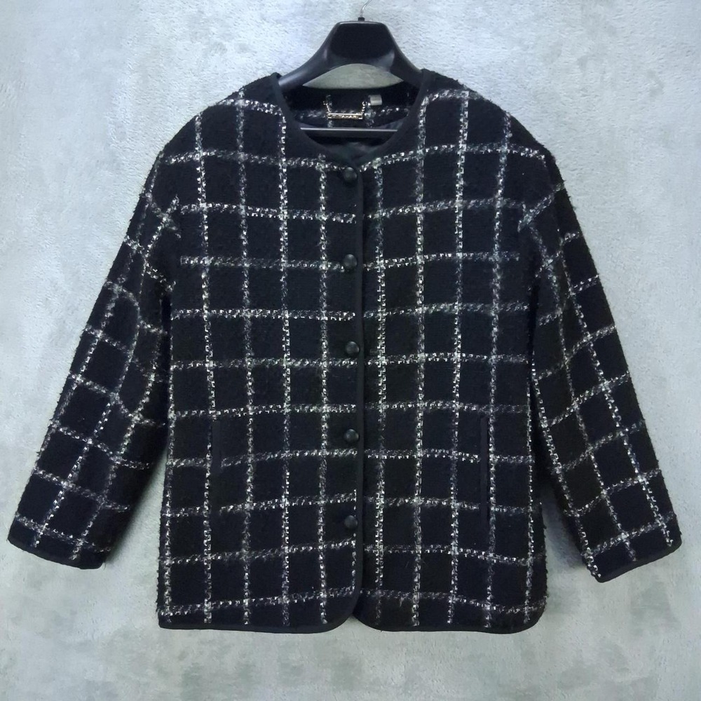Tahari Womens Tweed Jacket Size 8 Black White Plaid Button Front Blazer